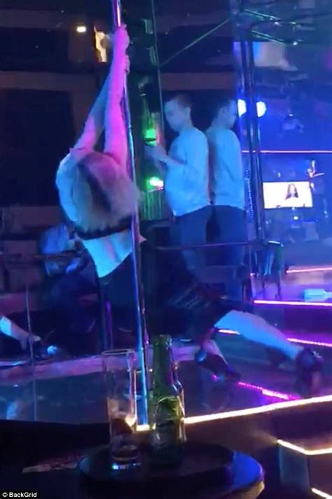 Striptease/Lapdance Erotic massage Uijeongbu si
