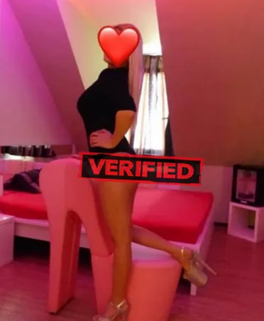 Veronica tits Prostitute Sao Mateus do Maranhao