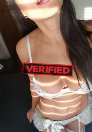 Andrea tits Prostitute Maclear