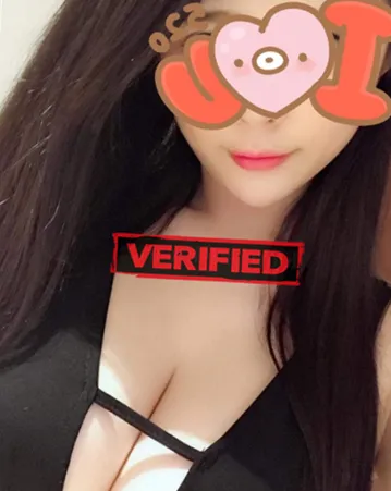 Vivian strawberry Find a prostitute Daejeon